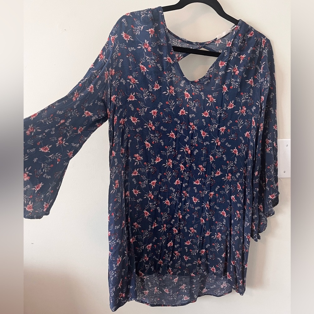 Tunic Dress with Keyhole Back